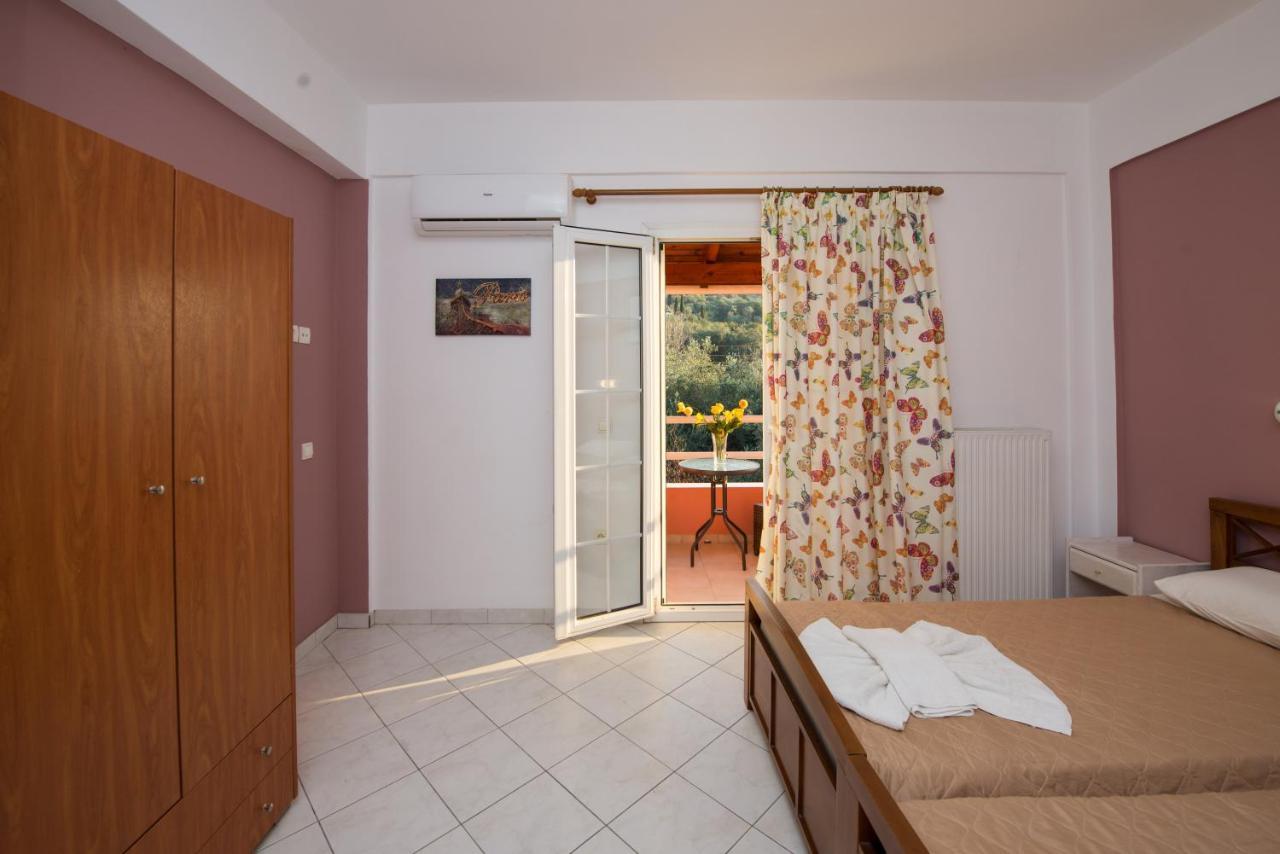 Kogeros Apartamento Agios Georgios Pagon Exterior foto