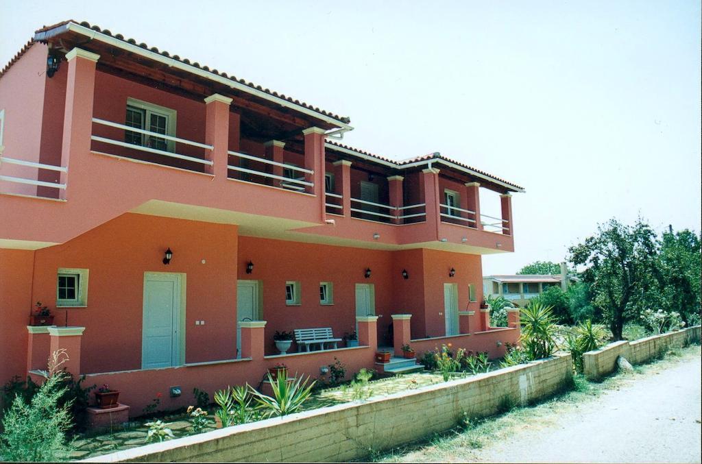 Kogeros Apartamento Agios Georgios Pagon Exterior foto